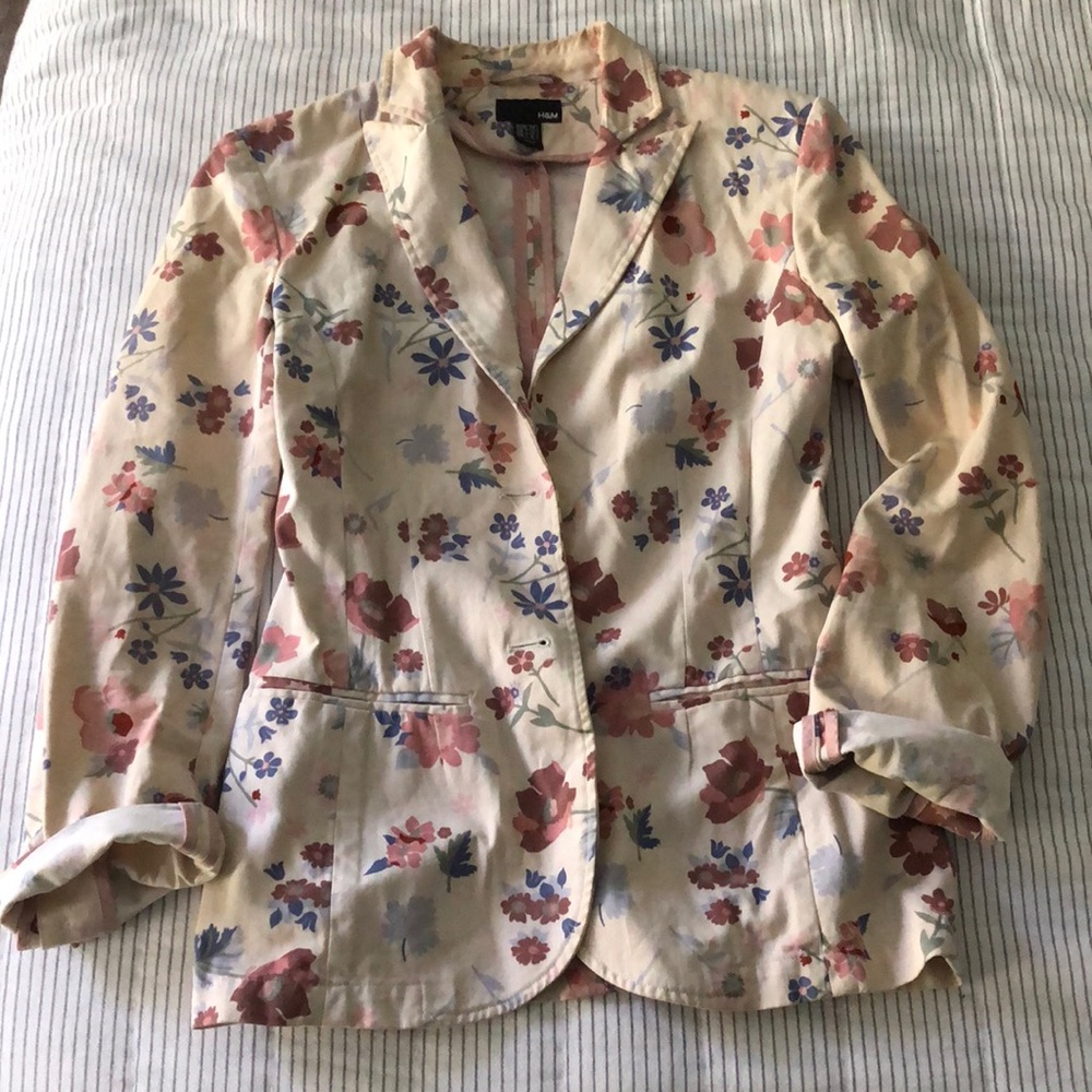 H&M floral blazer
